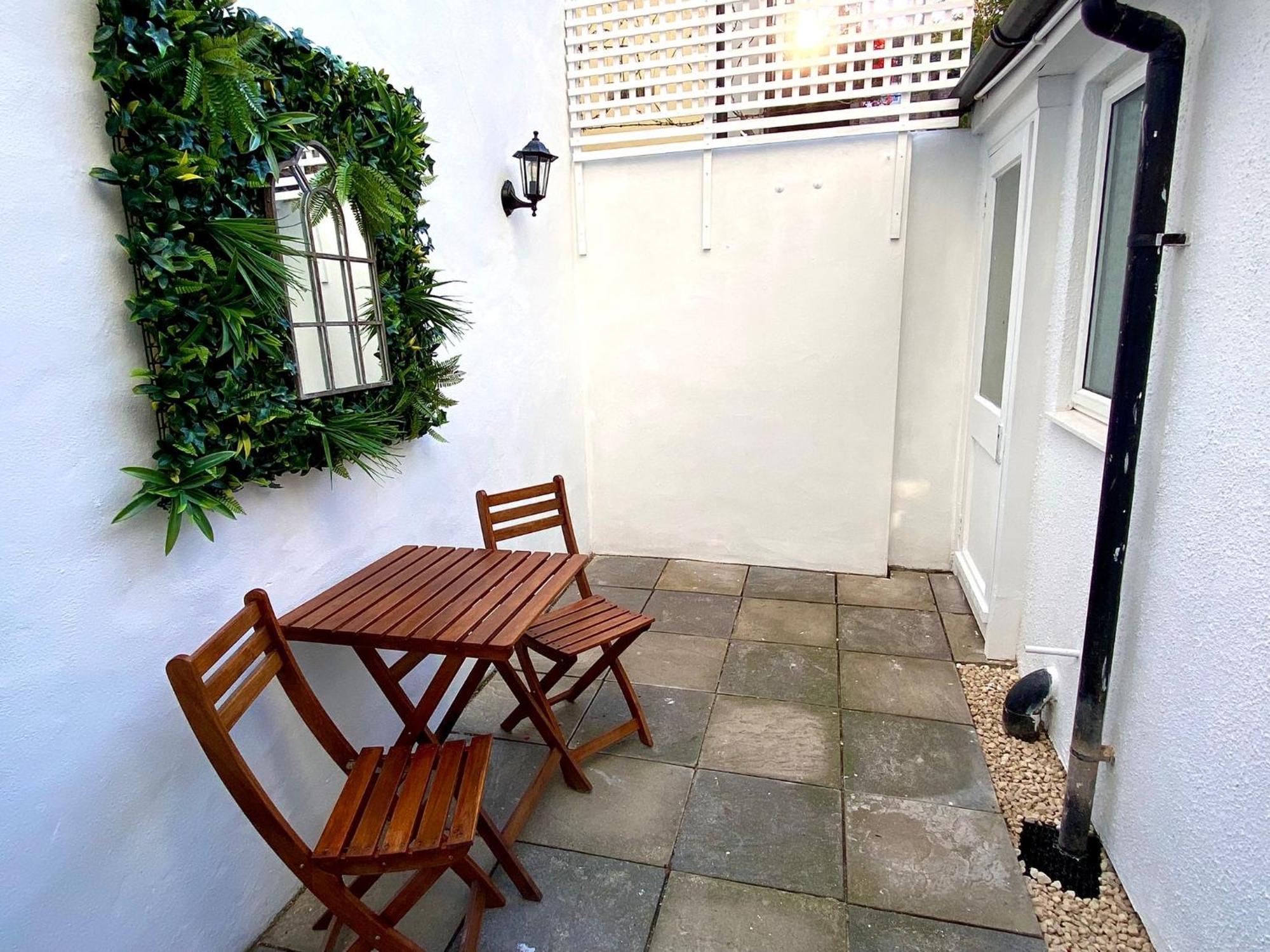 Kemptown Courtyard Apartment Okręg wyborczy Hove Zewnętrze zdjęcie
